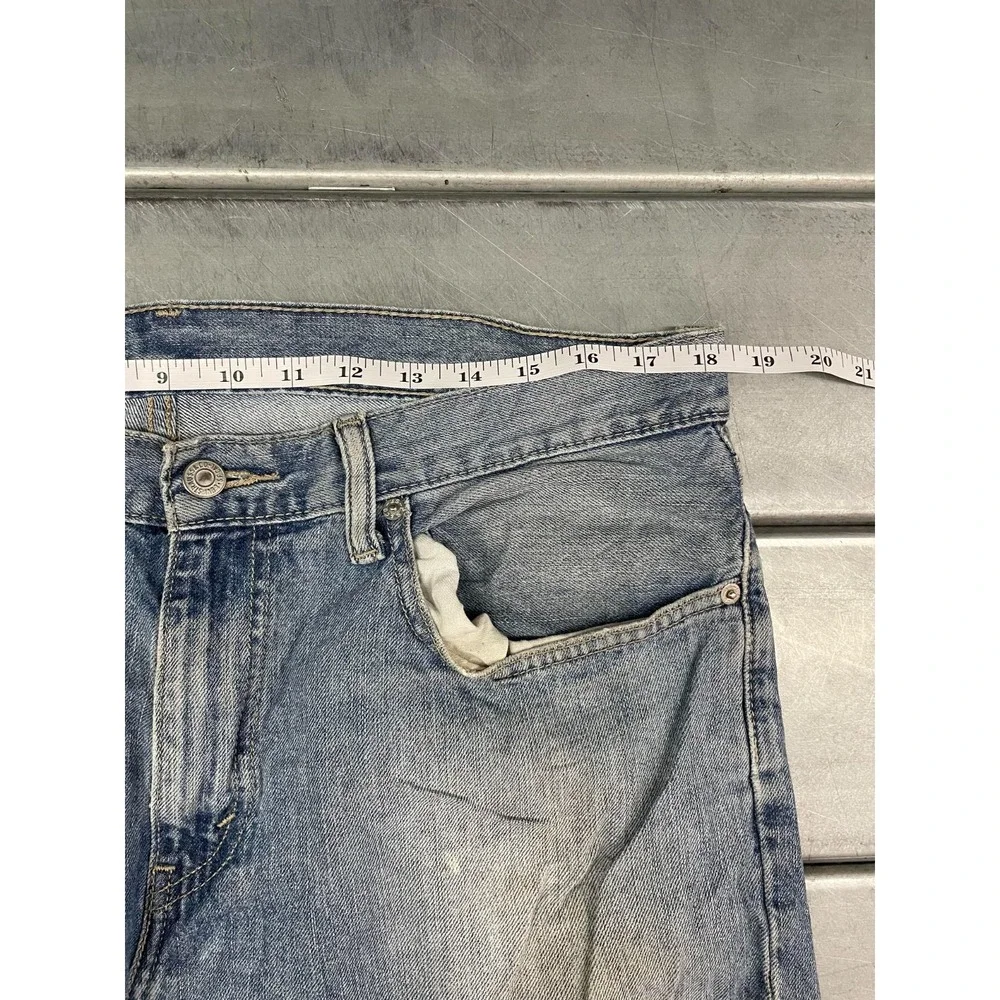 VTG Levis 559 Jeans Mens 36X34 Blue Light Wash Denim Relaxed Straight Distressed